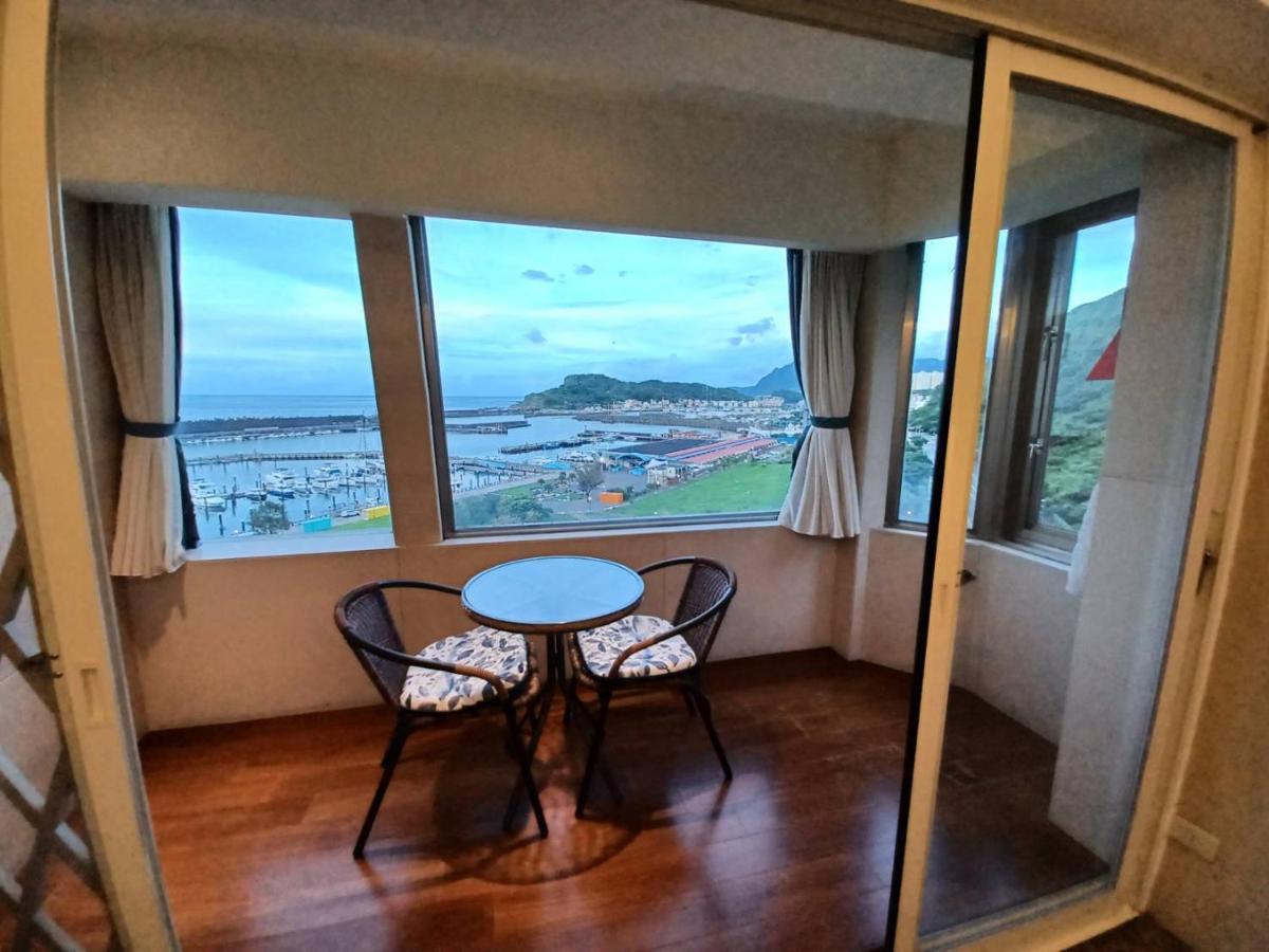 Blue Ocean Hotel จีหลง ภายนอก รูปภาพ