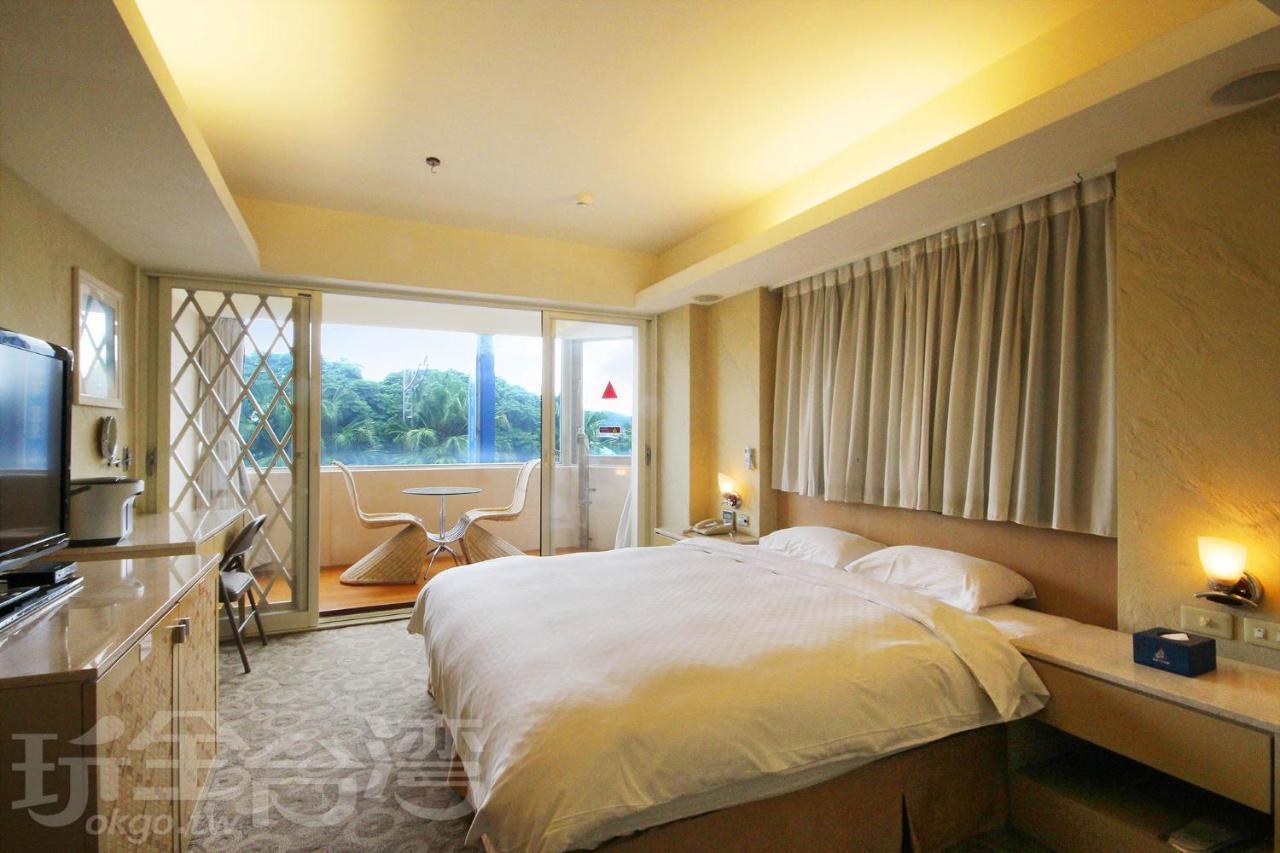 Blue Ocean Hotel จีหลง ภายนอก รูปภาพ
